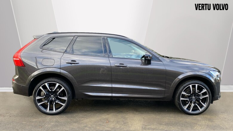 Volvo XC60 2.0 B5P Ultra Dark 5dr AWD Geartronic Petrol Estate